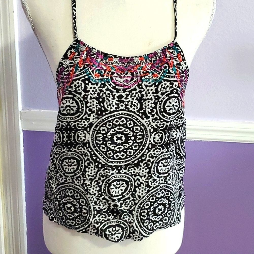 LA Hearts by Pacsun Black & White Embroidered Boho Camisole Crop Top S